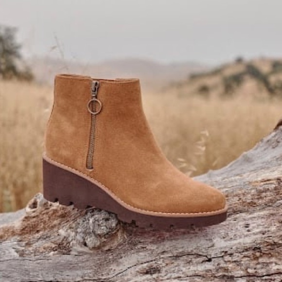 Vionic Astor Hazel Zip-Up Suede Ankle Comfort Booties Orthopedic Insoles 9.5‎ - Picture 1 of 7